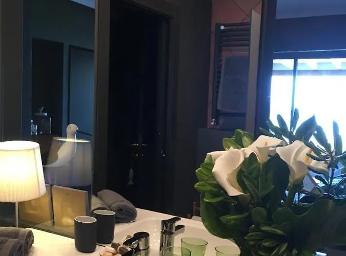 La Lagartija Adults Only